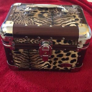 Jewelry and make up travel case